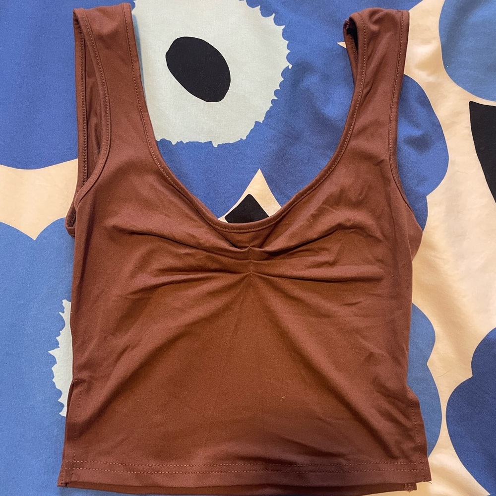 Brown tank